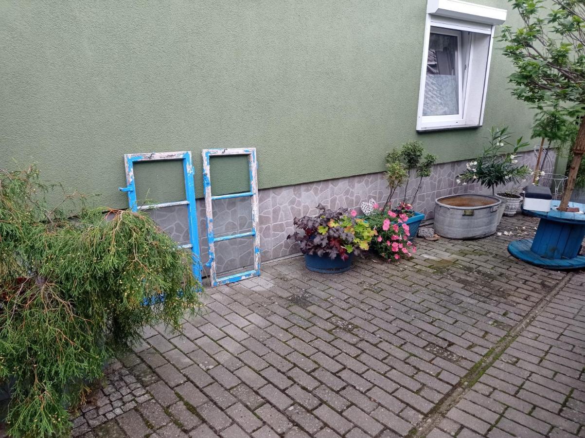 Pokoje Goscinne Cisowa Zielona Góra Exteriör bild